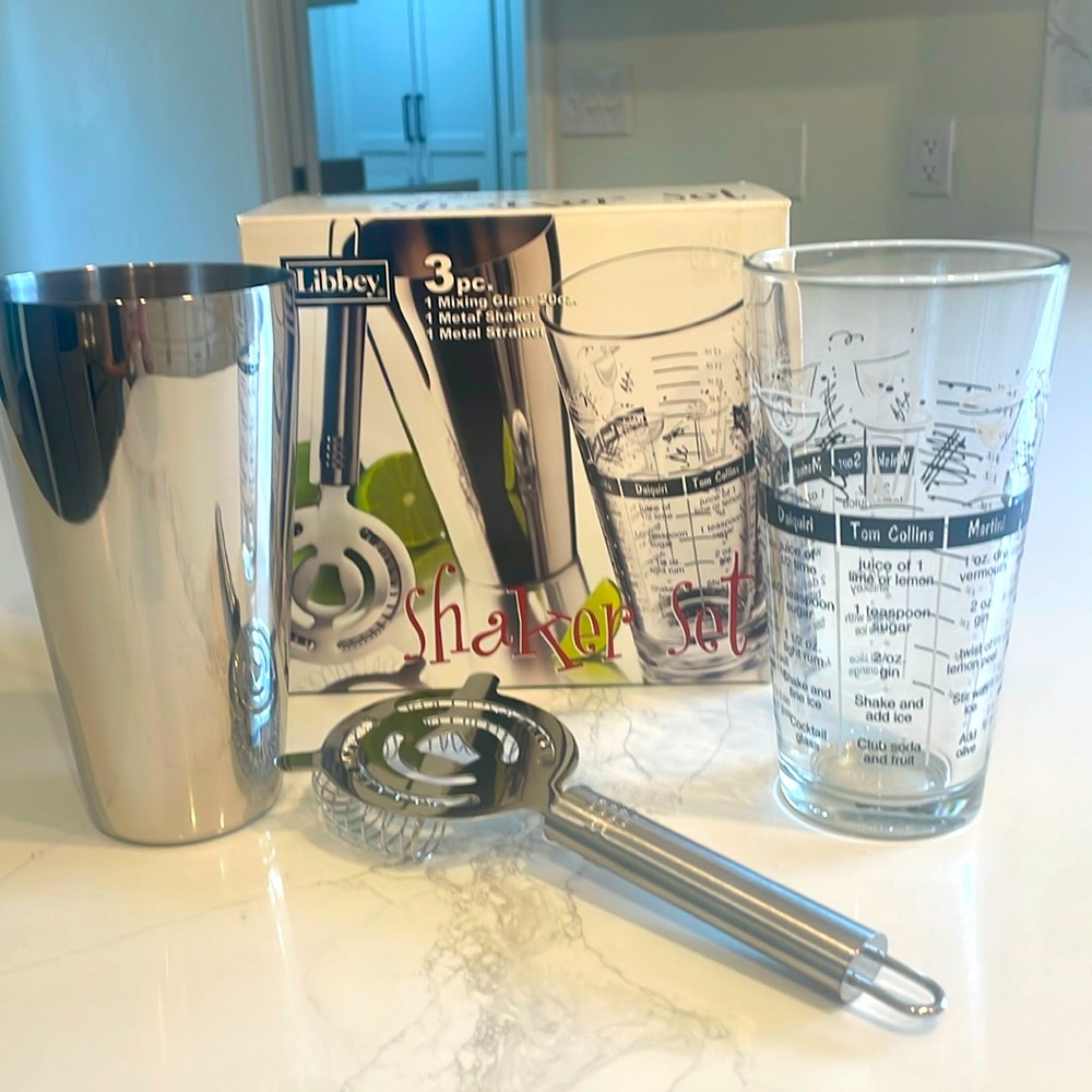 Libbey Brand 3 Piece Shaker Set